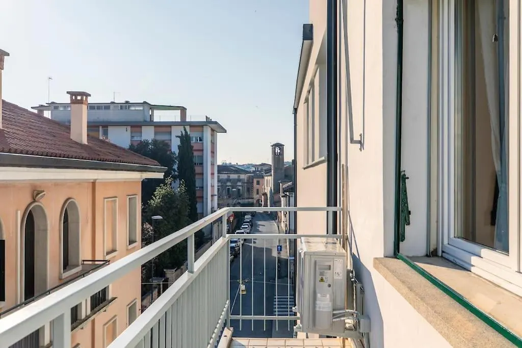 Stangade Apt By Welc Treviso 0*,